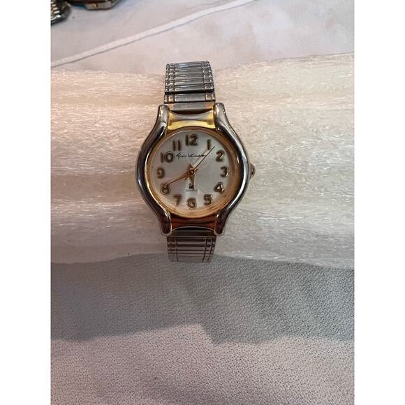 Gloria Vanderbilt Ladies Watch Quartz Two Tone Case and Stretch Metal Band - Picture 2 of 4